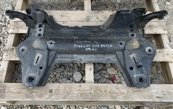 Peugeot 208 Front subframe 9834696980