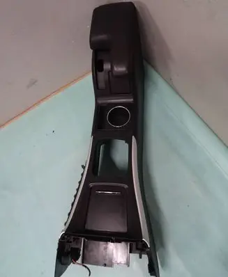 Mercedes-Benz A W169 Center console A1696800750