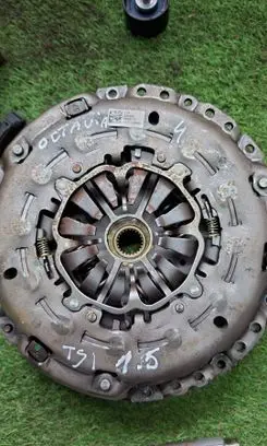 Skoda Octavia Mk4 Clutch set kit 05E141015D
