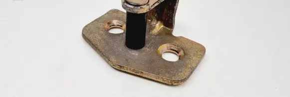 Opel Astra G Rear door lock loop/hook striker 2309