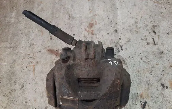 Peugeot 5008 Front brake caliper NOCODE