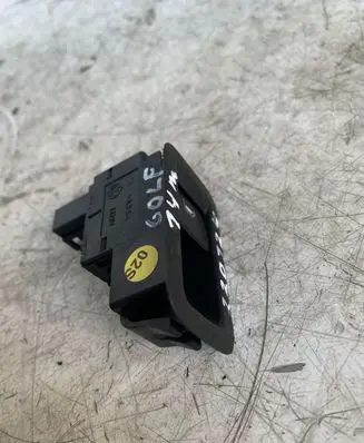 Volkswagen Golf VII Electric window control switch 5G0868345
