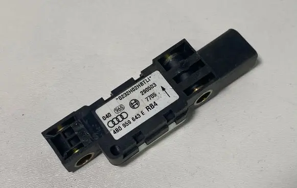Audi A3 S3 8P Airbag deployment crash/impact sensor 4B0959643E