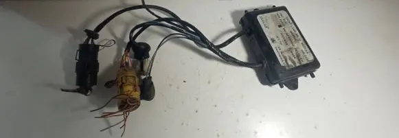 Jaguar XJ X40 Headlight ballast module Xenon 90881929 DBC3270 MK26690