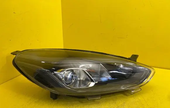 Ford Focus ST Headlight/headlamp L1BB-13E014-CD