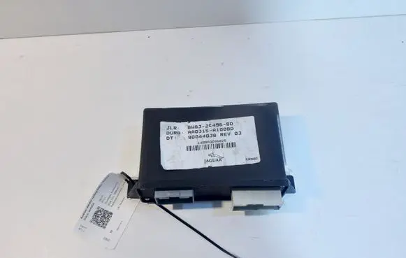 Jaguar XF X250 Hand brake control module 8W832C496BD
