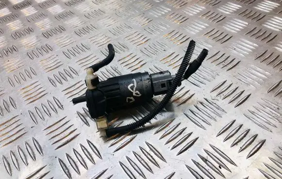 Volkswagen Golf V Windscreen/windshield washer pump 1J0973722