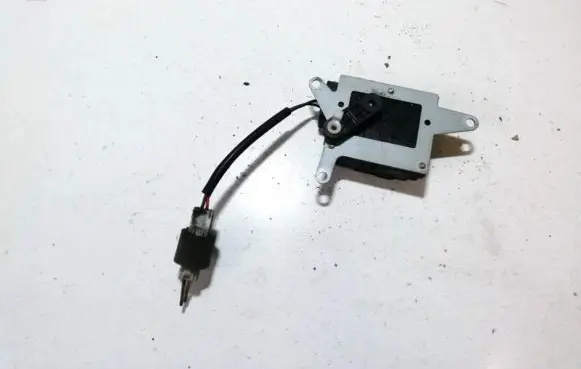 Hyundai Lantra II Air flap motor/actuator d332ak960