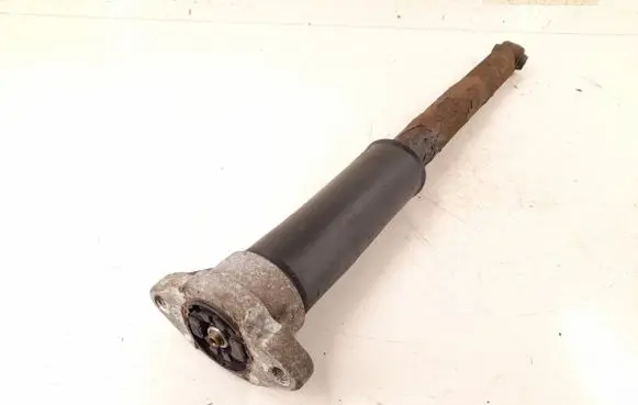 Mercedes-Benz C AMG W205 Rear shock absorber/damper 2053207230 A2053207230