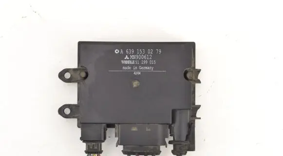 Mitsubishi Colt Glow plug pre-heat relay MN900612 A6391530279