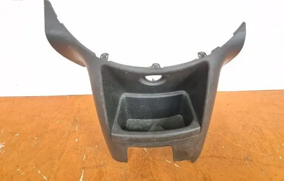 Nissan Note (E11) Center console 689309U100