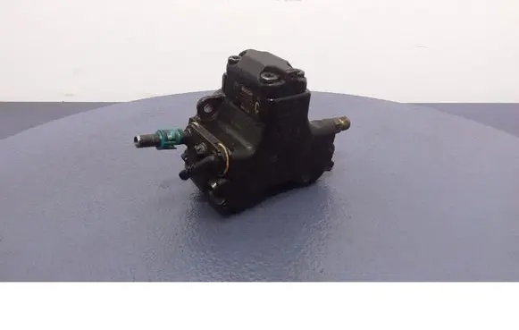 Chevrolet PT Cruiser Fuel injection high pressure pump A6130700001