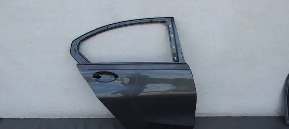 Rear door