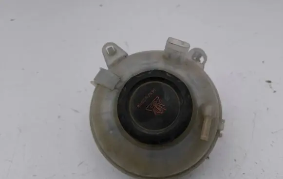 Volkswagen Arteon Coolant expansion tank/reservoir 3Q0121407C