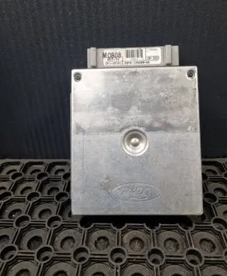 Ford Fiesta Engine control unit/module CFTSD101 89FB12A650BB