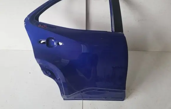 Toyota Yaris XP210 Rear door