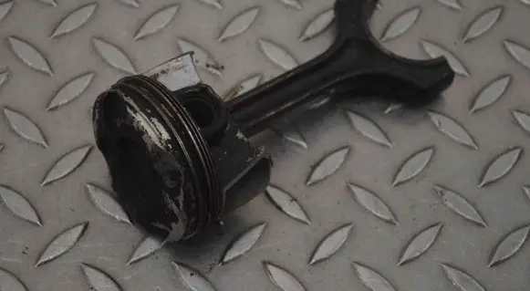 Mini One - Cooper Coupe R56 Piston 77165