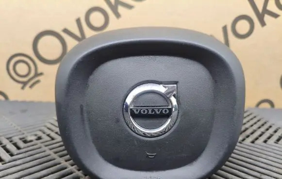 Volvo XC90 Steering wheel airbag P39825805