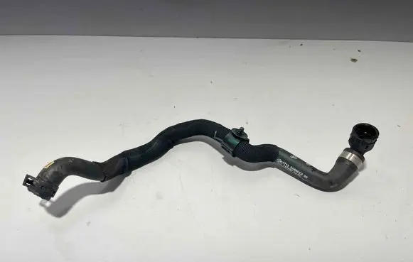 BMW X1 U11 Engine coolant pipe/hose 5A68CC2