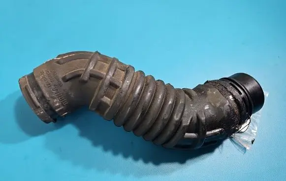 Maserati Quattroporte Intercooler hose/pipe 670003847 IMPRK1535446