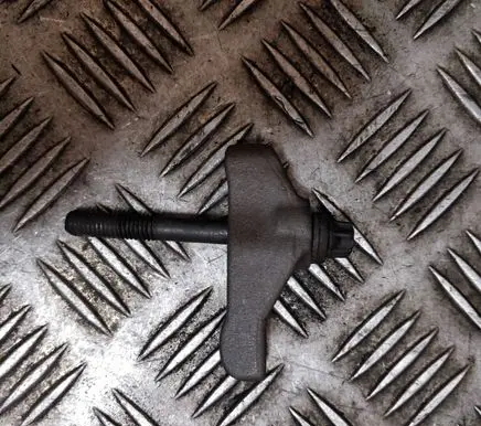 KIA Sportage Fuel Injector clamp holder