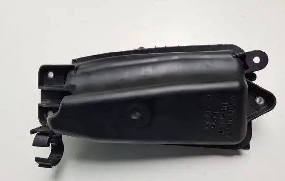 Mercedes-Benz C W204 Vacuum air tank A6510700568 ETX446480601