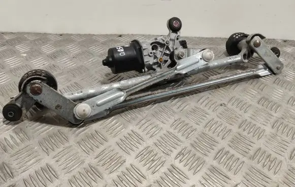 Nissan Qashqai Front wiper linkage and motor 4125C003 WM070