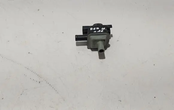 Subaru Forester SK Valve 16131AA100