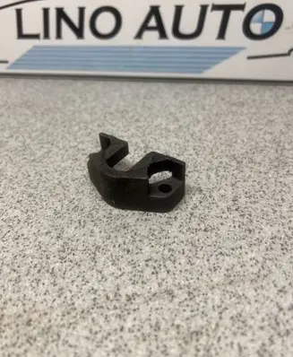 BMW 5 E60 E61 Fuel Injector clamp holder 13537792722