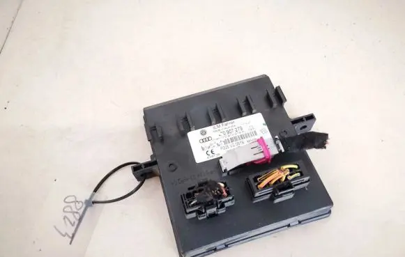 Audi Q7 4L Comfort/convenience module 4f0907279 4f0910279k