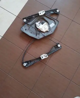 Skoda Superb B6 (3T) Front door window regulator with motor 3T0837402A