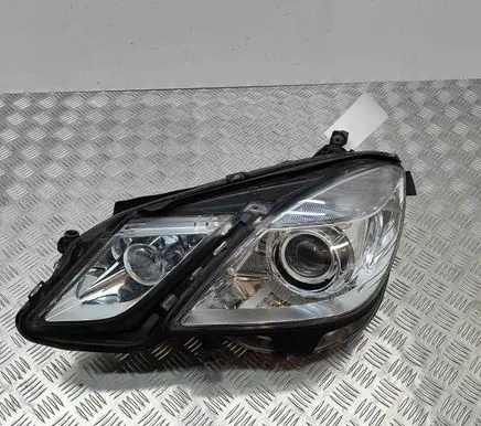 Mercedes-Benz E W212 Headlight/headlamp 5DC00906020 A2128600147