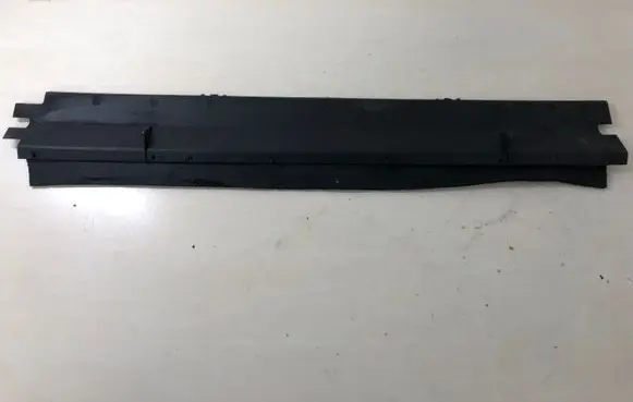 Land Rover Range Rover Sport L320 Bottom radiator support slam panel DHE500020