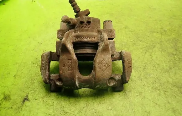 Renault Clio IV Front brake caliper 410000813R
