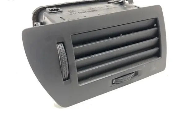 Rear air vent grill