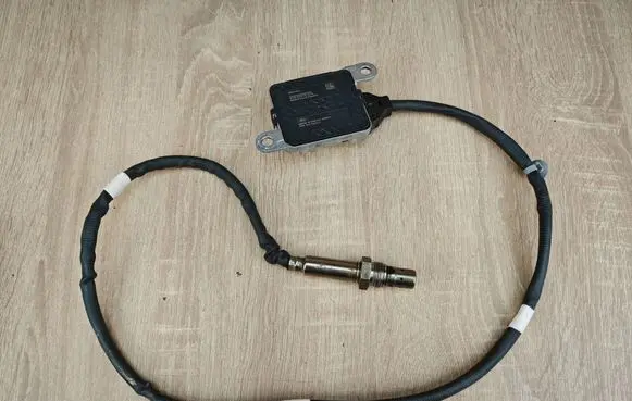 Volkswagen Amarok II Lambda probe sensor MB3G5L248DC