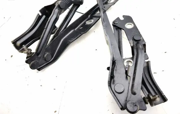 Volkswagen ID.3 Engine bonnet/hood hinges 10A823302A