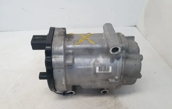 Toyota C-HR I Air conditioning (A/C) compressor (pump) 0424000370