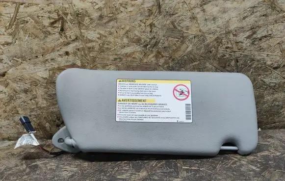 Cadillac SRX Sun visor 2371127