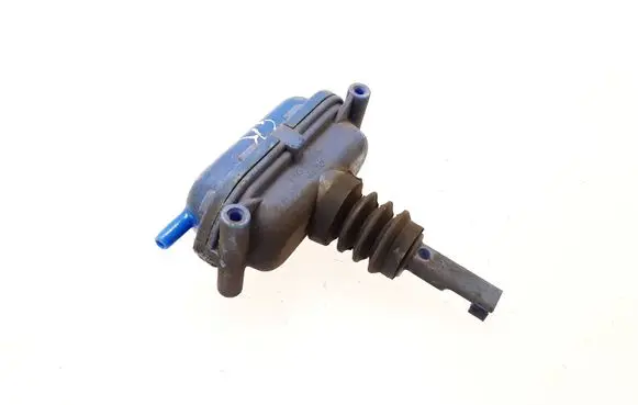 Volkswagen Santana Central locking vacuum pump 813862161A