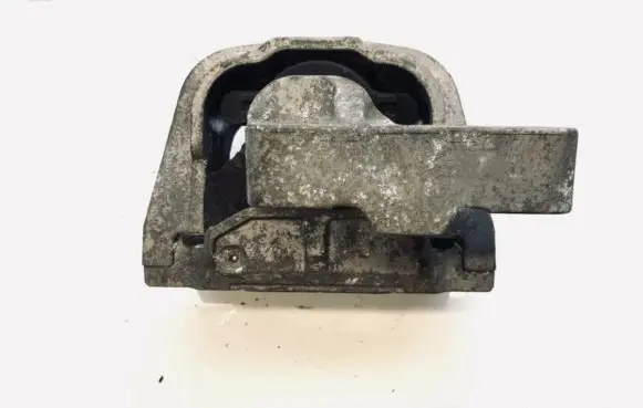 Volkswagen Touran I Engine mount bracket 1k0199262