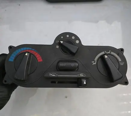Mitsubishi Carisma Climate control unit 9462641202 BFC445