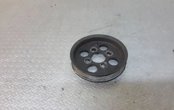 Volvo S80 Power steering pump pulley 
