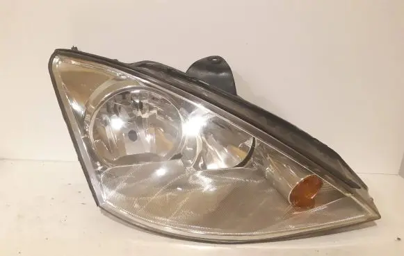 Ford Focus Headlight/headlamp 206347B