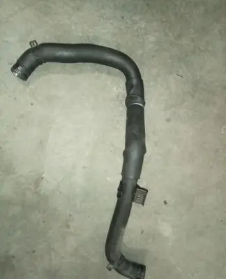 KIA Sportage Engine coolant pipe/hose