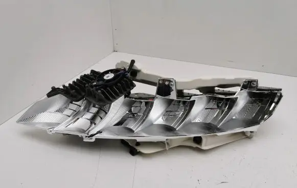 Headlight part