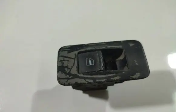Volkswagen Touareg I Electric window control switch 7L0959521