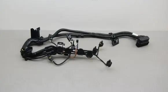 BMW X1 F48 F49 Fuel injector wires 8643382 8625036
