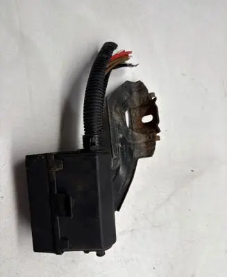 Opel Meriva A Battery bracket 315043752