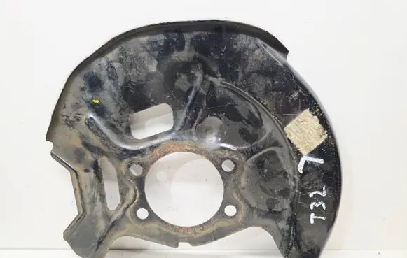 Nissan X-Trail T32 Front brake disc dust cover plate 411614CU0A